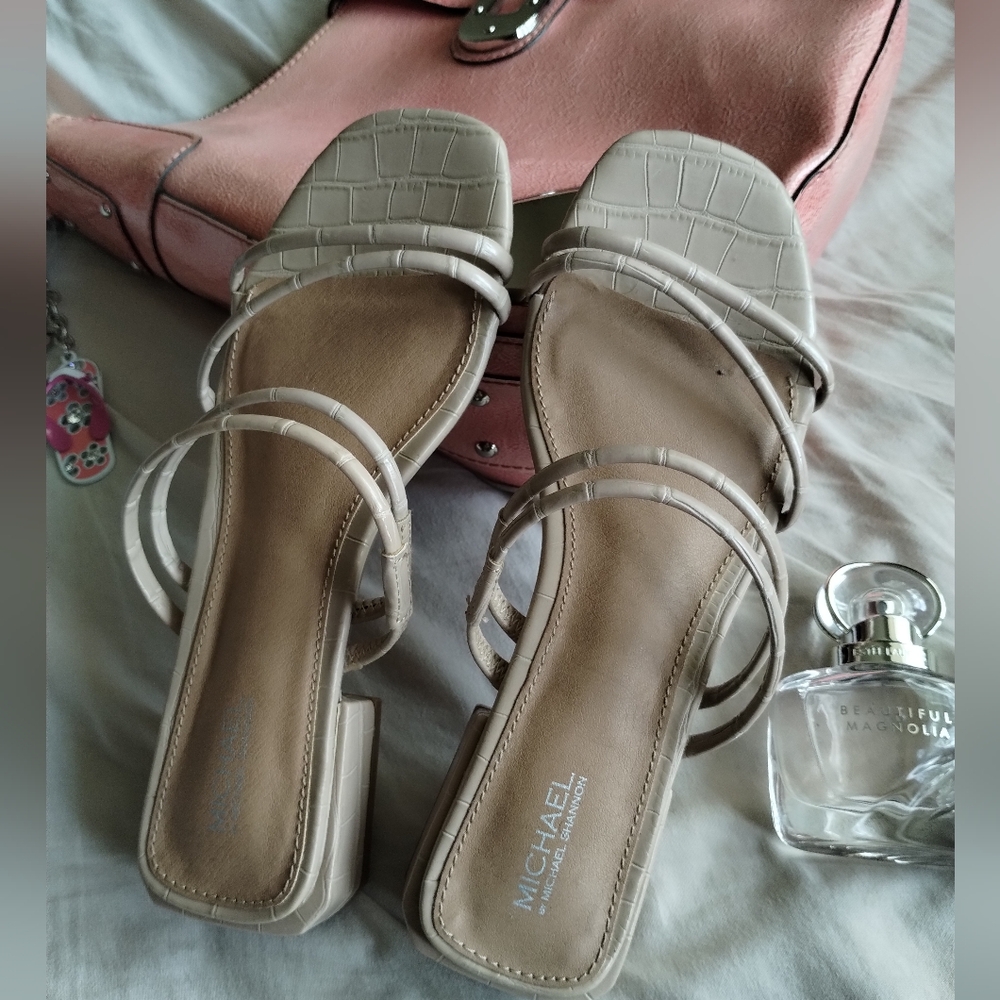 Michael Kors Cream Strappy FancySandals